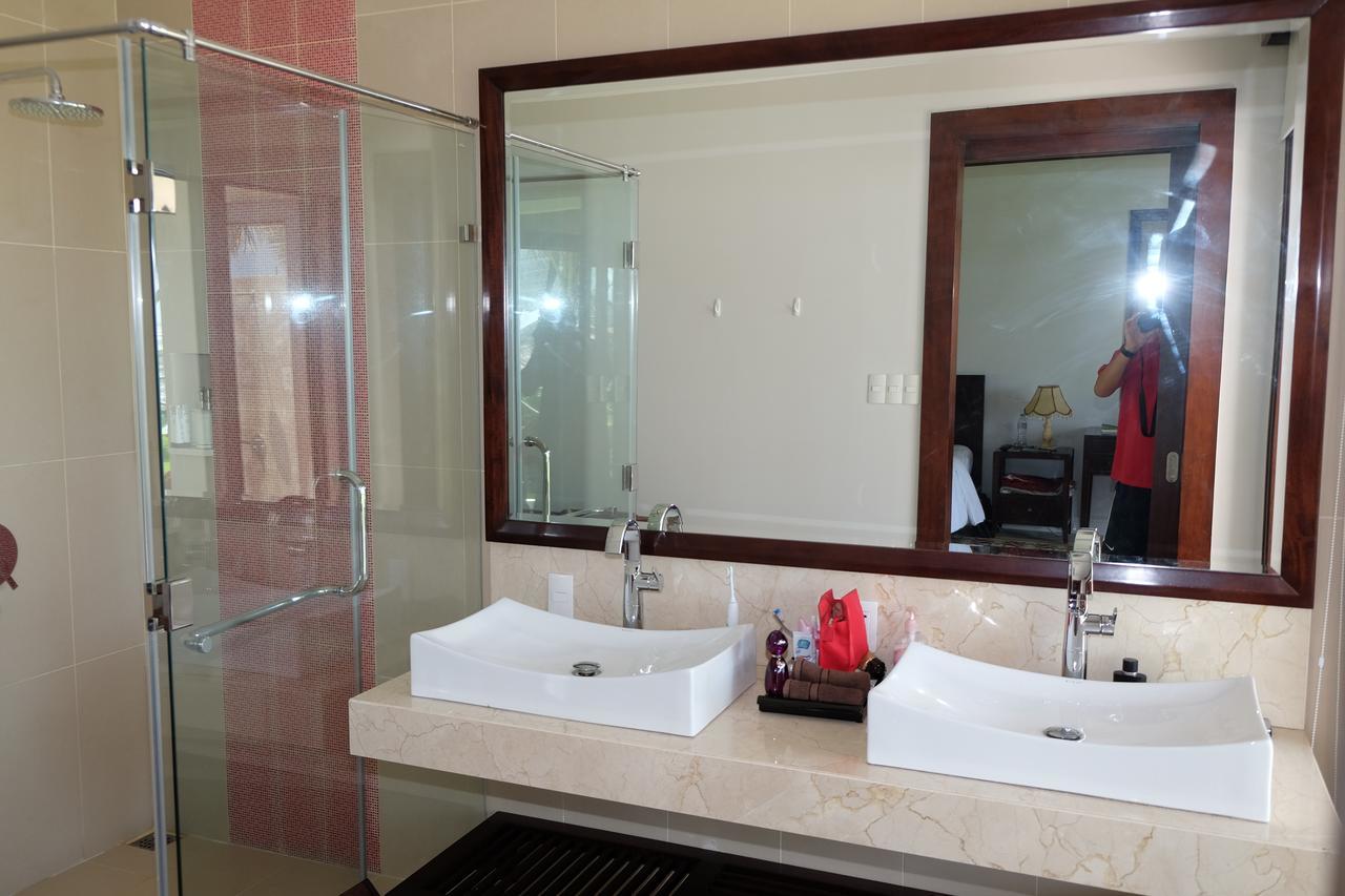 Golden Lotus Resort Ke Ga Bagian luar foto